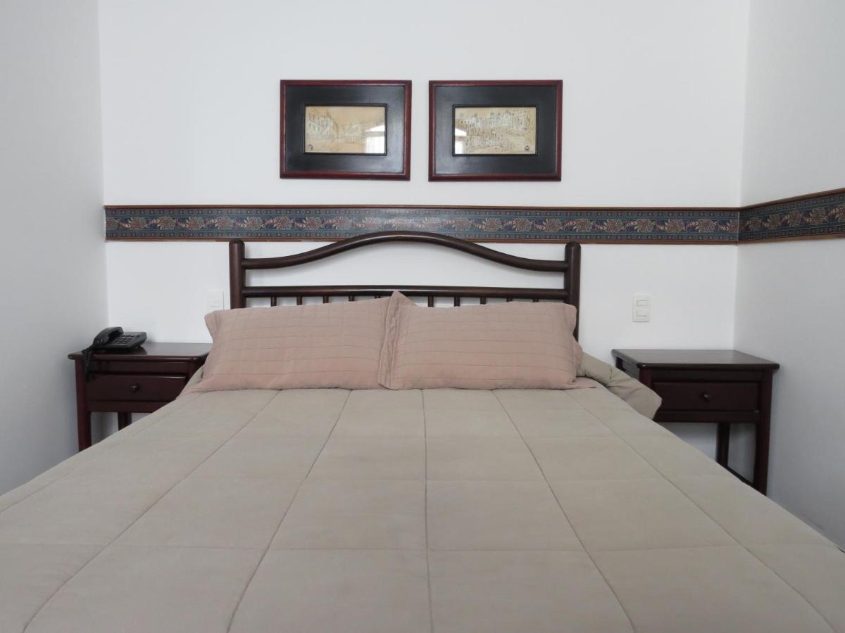 Hotel Colonial 欧鲁普雷图 外观 照片